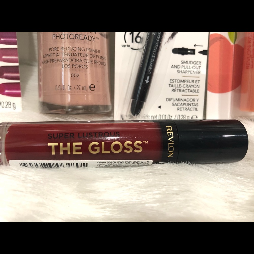 Revlon cosmetics bundle - Picture 10 of 10